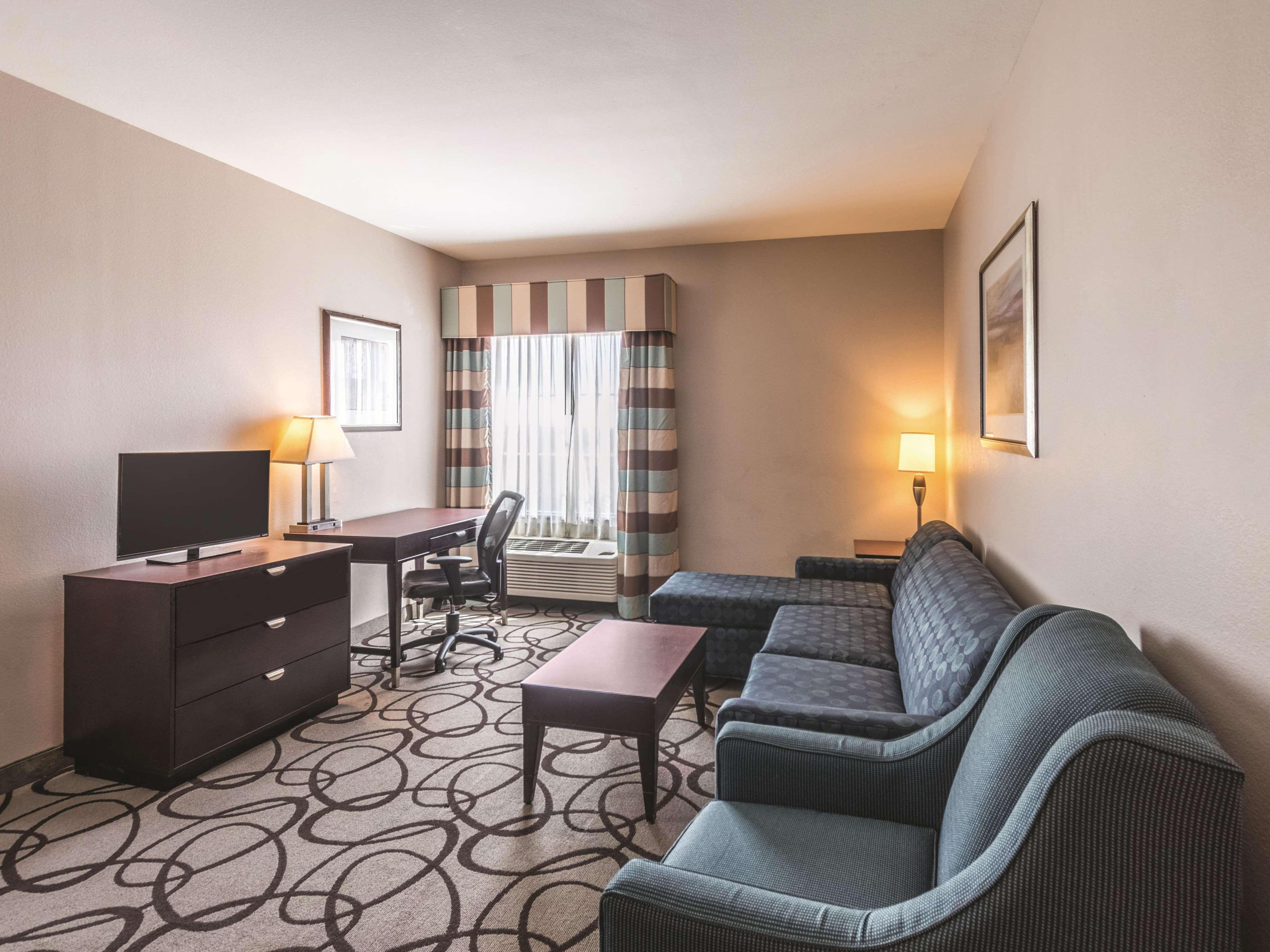 La Quinta By Wyndham Fort Worth - Lake Worth Bagian luar foto